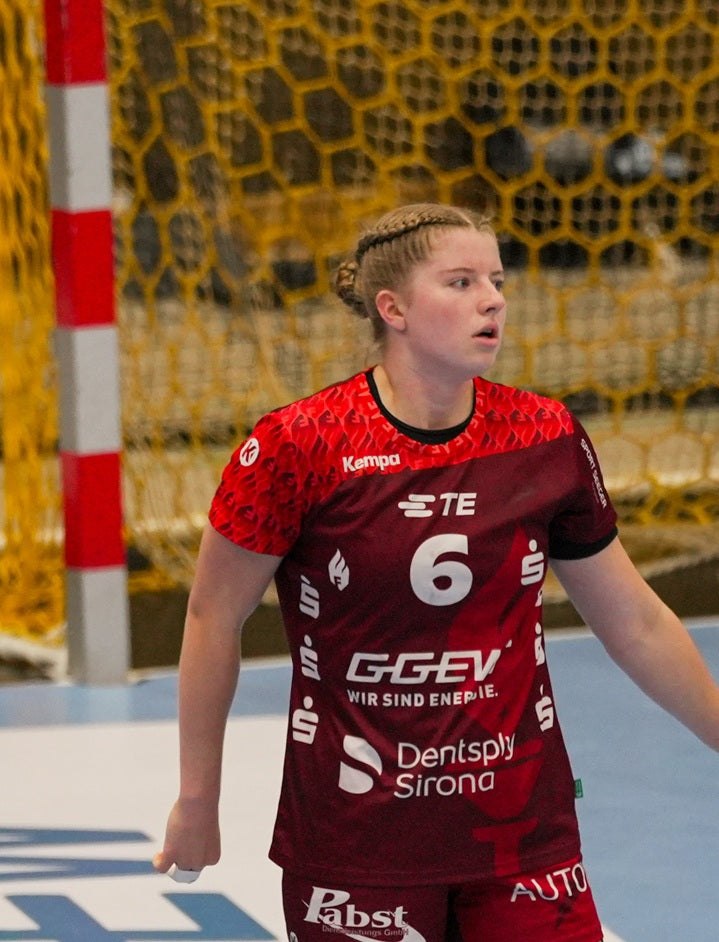 Flames Woman Home Jersey 2025/2026